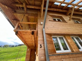 Haus am Bach.